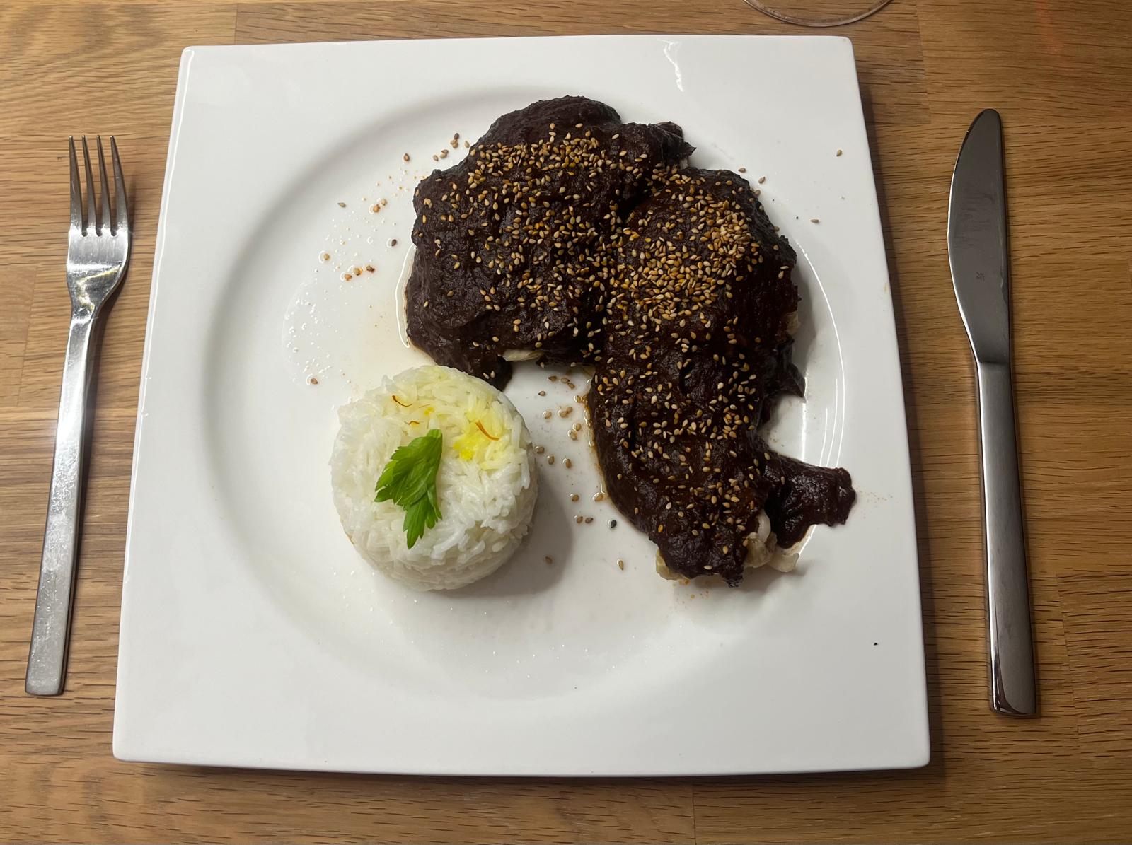 Mole Negro - Die schwarze Soße aus Mexikos Traditionsküche