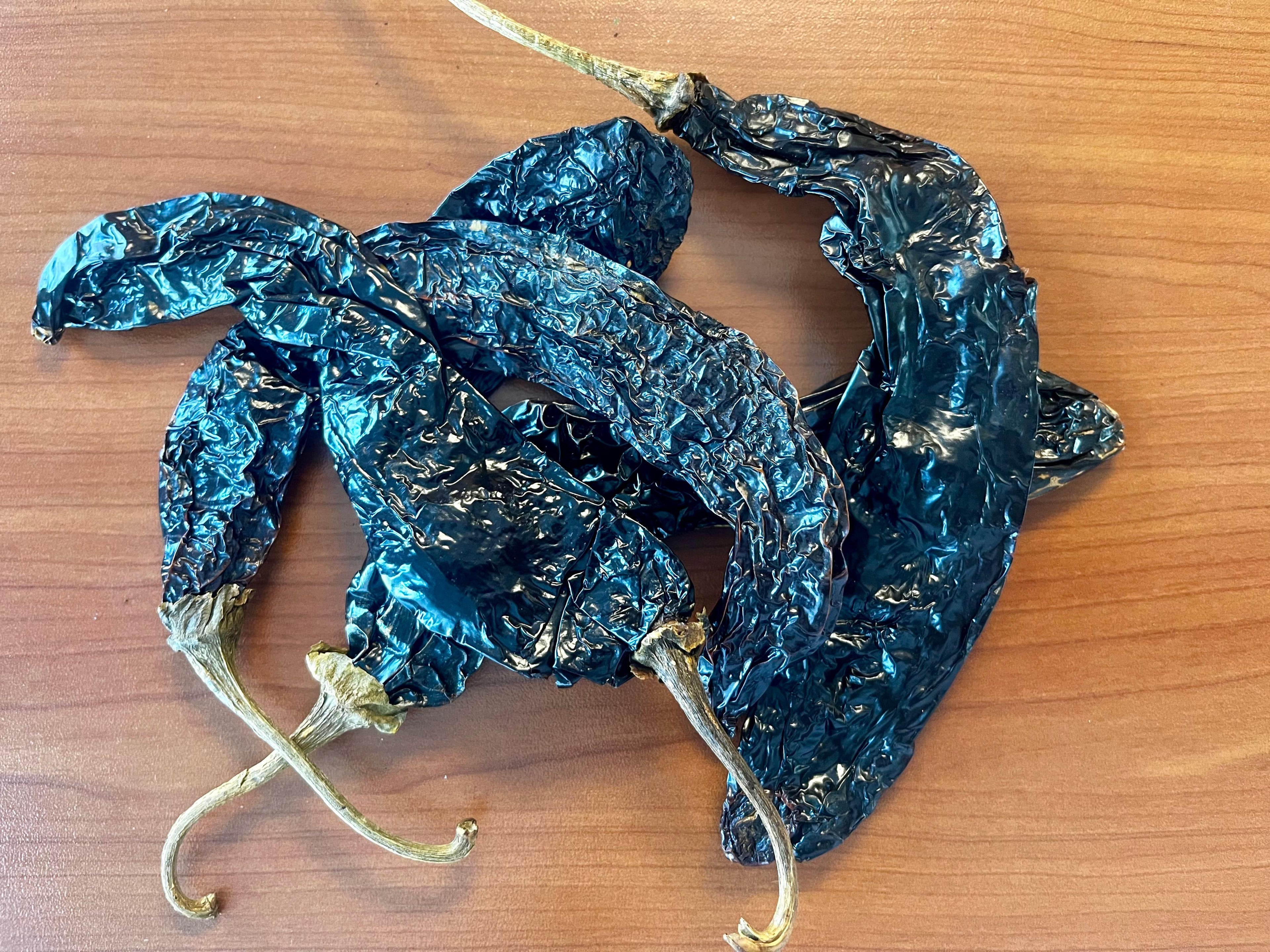 Getrocknete pasilla-Chilischoten